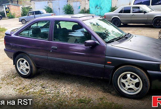 Форд Эскорт, объемом двигателя 1.6 л и пробегом 453 тыс. км за 1700 $, фото 1 на Automoto.ua