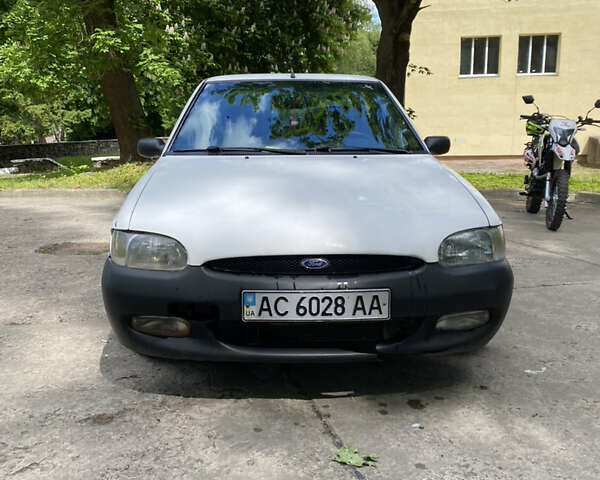 Форд Ескорт, об'ємом двигуна 1.6 л та пробігом 200 тис. км за 1150 $, фото 1 на Automoto.ua