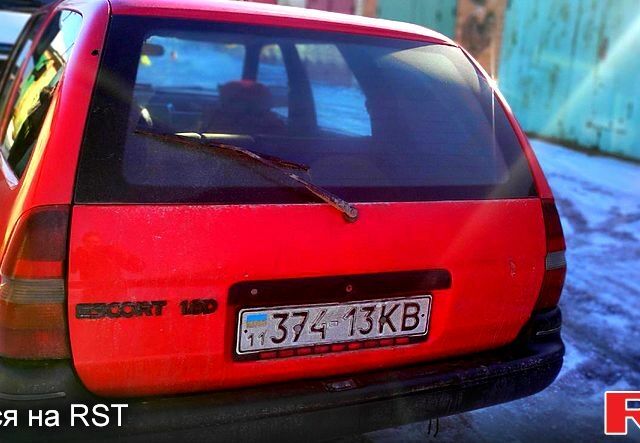 Форд Ескорт, об'ємом двигуна 1.8 л та пробігом 38 тис. км за 850 $, фото 4 на Automoto.ua