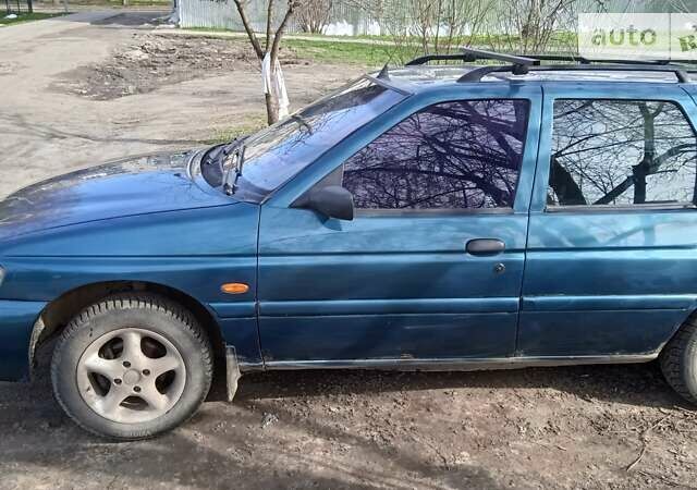 Форд Ескорт, об'ємом двигуна 1.6 л та пробігом 100 тис. км за 1500 $, фото 4 на Automoto.ua