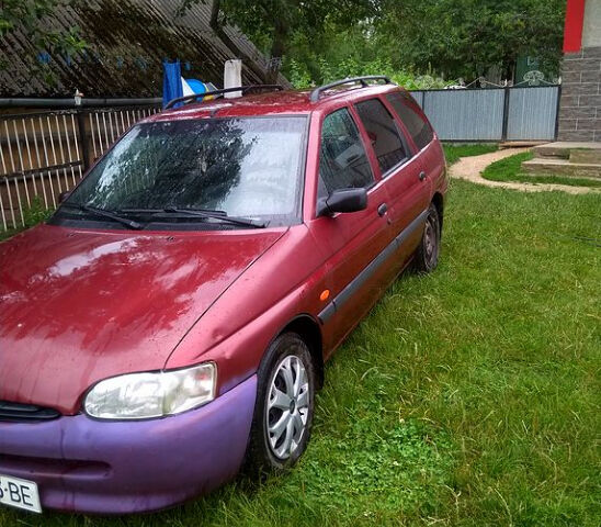 Форд Эскорт, объемом двигателя 1.4 л и пробегом 0 тыс. км за 850 $, фото 6 на Automoto.ua