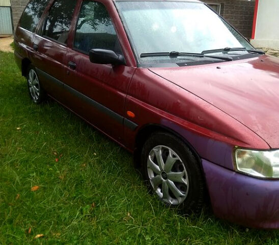Форд Эскорт, объемом двигателя 1.4 л и пробегом 0 тыс. км за 850 $, фото 7 на Automoto.ua