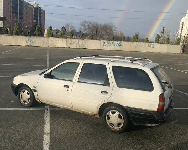 Форд Ескорт, об'ємом двигуна 1.8 л та пробігом 500 тис. км за 900 $, фото 6 на Automoto.ua