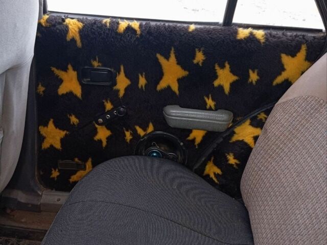 Серый Форд Эскорт, объемом двигателя 1.3 л и пробегом 287 тыс. км за 792 $, фото 7 на Automoto.ua