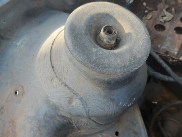 Серый Форд Эскорт, объемом двигателя 2 л и пробегом 300 тыс. км за 300 $, фото 3 на Automoto.ua