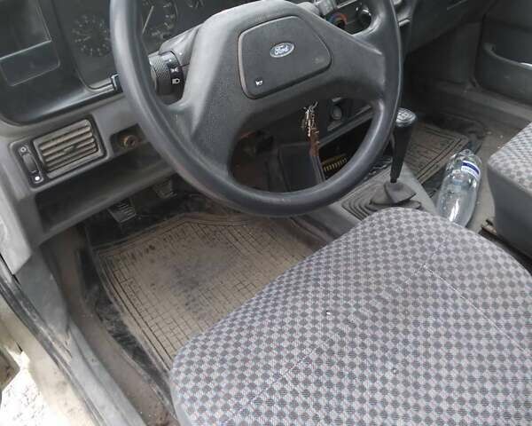 Сірий Форд Ескорт, об'ємом двигуна 1.3 л та пробігом 197 тис. км за 900 $, фото 2 на Automoto.ua