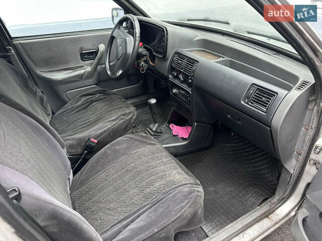 Сірий Форд Ескорт, об'ємом двигуна 0 л та пробігом 556 тис. км за 500 $, фото 7 на Automoto.ua