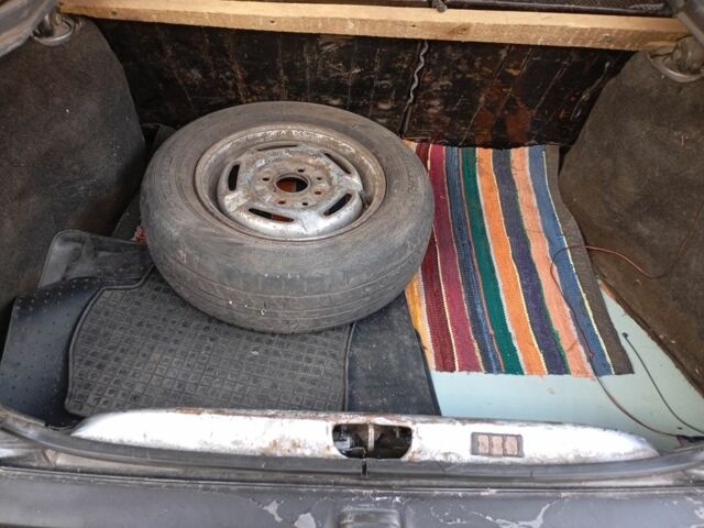 Серый Форд Эскорт, объемом двигателя 1.6 л и пробегом 38 тыс. км за 680 $, фото 8 на Automoto.ua