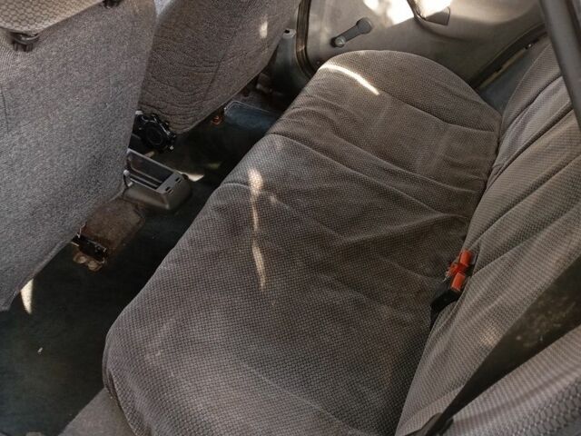 Серый Форд Эскорт, объемом двигателя 1.6 л и пробегом 38 тыс. км за 680 $, фото 5 на Automoto.ua