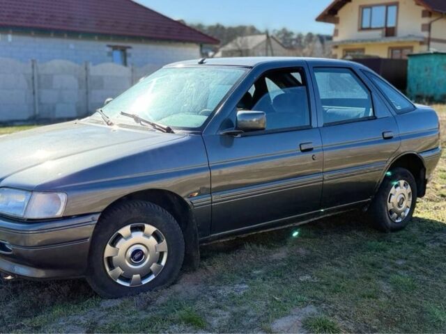 Сірий Форд Ескорт, об'ємом двигуна 1.4 л та пробігом 265 тис. км за 1200 $, фото 1 на Automoto.ua