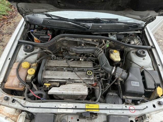 Сірий Форд Ескорт, об'ємом двигуна 1.6 л та пробігом 250 тис. км за 450 $, фото 7 на Automoto.ua