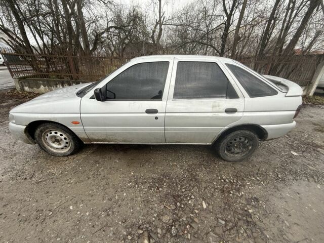 Сірий Форд Ескорт, об'ємом двигуна 1.6 л та пробігом 250 тис. км за 450 $, фото 3 на Automoto.ua