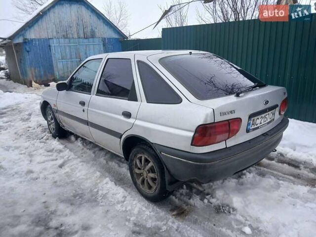 Сірий Форд Ескорт, об'ємом двигуна 1.3 л та пробігом 300 тис. км за 1100 $, фото 11 на Automoto.ua