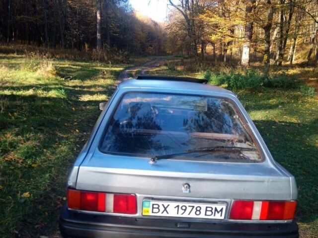 Сірий Форд Ескорт, об'ємом двигуна 1.6 л та пробігом 350 тис. км за 700 $, фото 3 на Automoto.ua