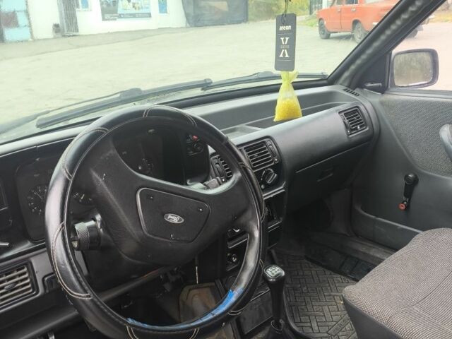 Форд Ескорт 1989 у Черкасах на Automoto.ua Сірий Форд Ескорт, об'ємом двигуна 1.3 л та пробігом 87 тис. км за 480 $, фото 5 на Automoto.ua