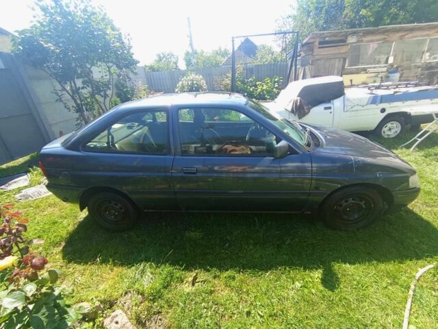 Сірий Форд Ескорт, об'ємом двигуна 1.6 л та пробігом 333 тис. км за 950 $, фото 2 на Automoto.ua