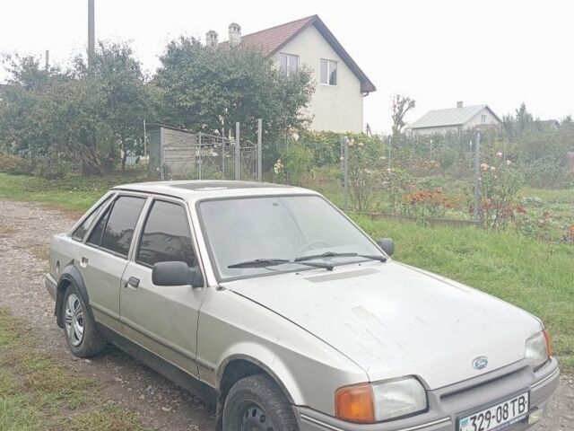 Сірий Форд Ескорт, об'ємом двигуна 1.4 л та пробігом 300 тис. км за 475 $, фото 7 на Automoto.ua