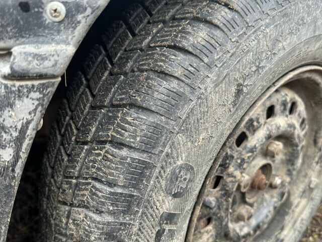 Серый Форд Эскорт, объемом двигателя 1.3 л и пробегом 67 тыс. км за 350 $, фото 6 на Automoto.ua