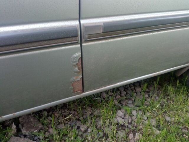 Серый Форд Эскорт, объемом двигателя 1.4 л и пробегом 300 тыс. км за 712 $, фото 5 на Automoto.ua