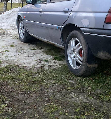 Серый Форд Эскорт, объемом двигателя 1.6 л и пробегом 50 тыс. км за 500 $, фото 1 на Automoto.ua