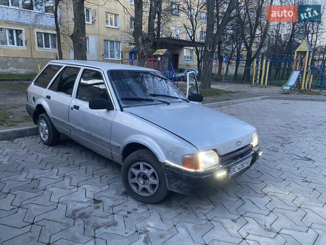 Сірий Форд Ескорт, об'ємом двигуна 1.26 л та пробігом 200 тис. км за 600 $, фото 2 на Automoto.ua