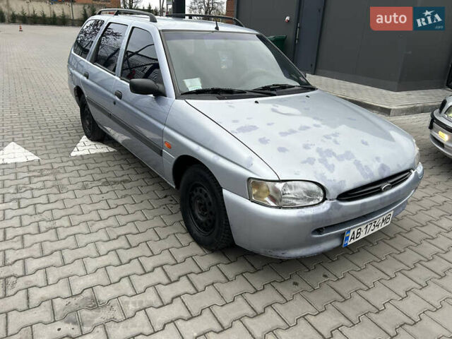 Серый Форд Эскорт, объемом двигателя 1.59 л и пробегом 350 тыс. км за 850 $, фото 4 на Automoto.ua