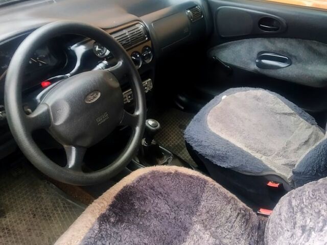 Сірий Форд Ескорт, об'ємом двигуна 1.4 л та пробігом 236 тис. км за 950 $, фото 7 на Automoto.ua