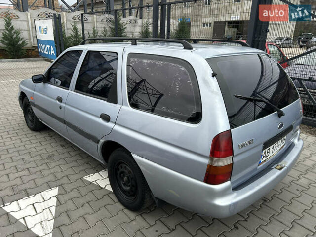 Серый Форд Эскорт, объемом двигателя 1.59 л и пробегом 350 тыс. км за 850 $, фото 10 на Automoto.ua