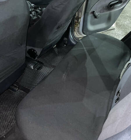 Серый Форд Эскорт, объемом двигателя 1.6 л и пробегом 602 тыс. км за 3000 $, фото 14 на Automoto.ua