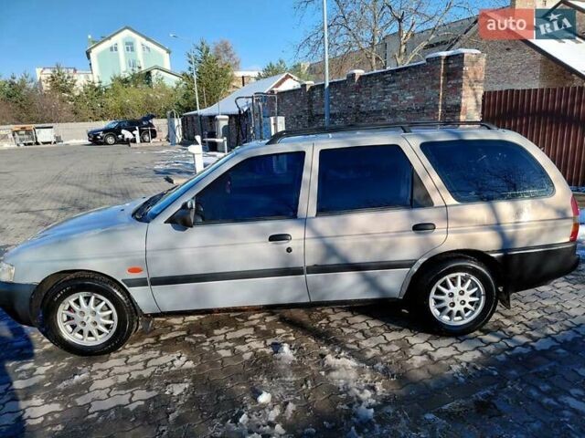 Сірий Форд Ескорт, об'ємом двигуна 1.8 л та пробігом 289 тис. км за 1000 $, фото 8 на Automoto.ua