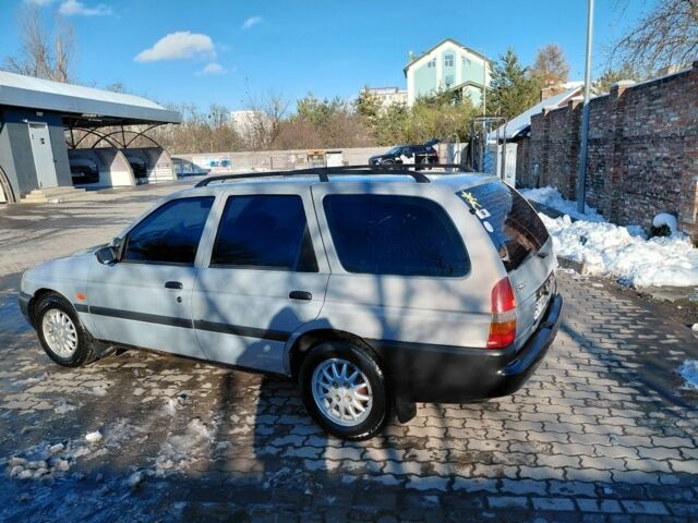 Сірий Форд Ескорт, об'ємом двигуна 1.8 л та пробігом 289 тис. км за 1000 $, фото 6 на Automoto.ua