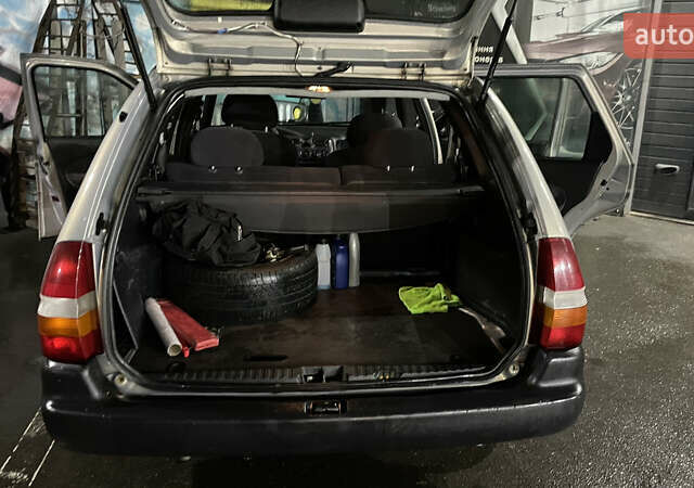 Серый Форд Эскорт, объемом двигателя 1.6 л и пробегом 602 тыс. км за 3000 $, фото 20 на Automoto.ua