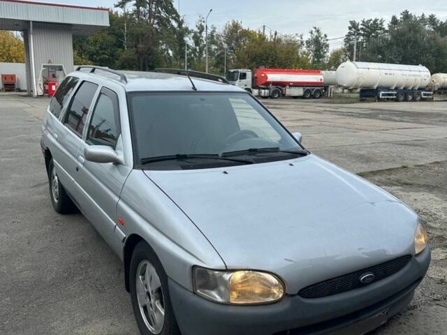 Серый Форд Эскорт, объемом двигателя 1.6 л и пробегом 228 тыс. км за 1402 $, фото 3 на Automoto.ua