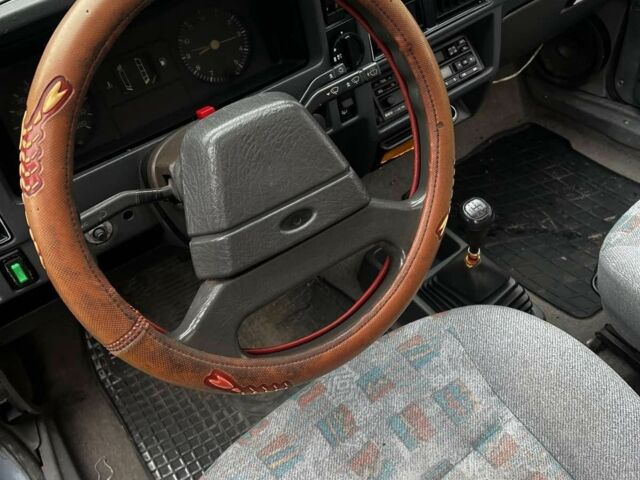 Серый Форд Эскорт, объемом двигателя 1.1 л и пробегом 360 тыс. км за 500 $, фото 3 на Automoto.ua