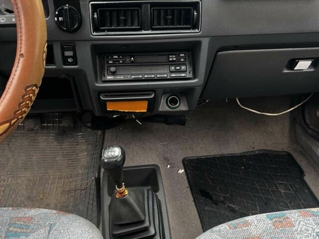 Серый Форд Эскорт, объемом двигателя 1.1 л и пробегом 360 тыс. км за 500 $, фото 2 на Automoto.ua