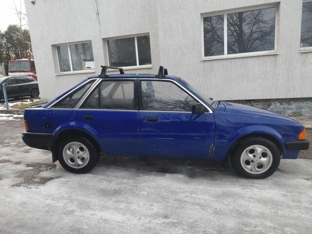 Синий Форд Эскорт, объемом двигателя 1.1 л и пробегом 77 тыс. км за 649 $, фото 7 на Automoto.ua