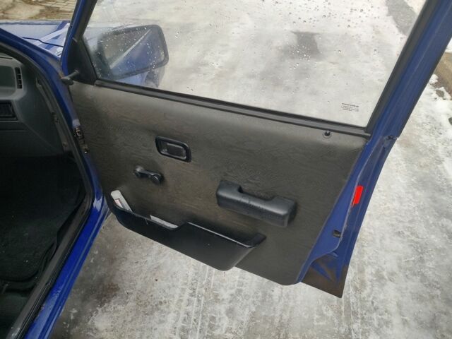 Синий Форд Эскорт, объемом двигателя 1.1 л и пробегом 77 тыс. км за 649 $, фото 19 на Automoto.ua