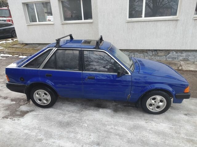 Синий Форд Эскорт, объемом двигателя 1.1 л и пробегом 77 тыс. км за 650 $, фото 6 на Automoto.ua