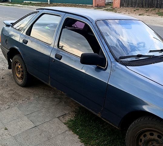 Синий Форд Эскорт, объемом двигателя 1.6 л и пробегом 300 тыс. км за 500 $, фото 2 на Automoto.ua