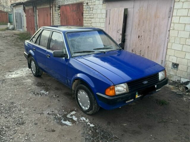 Синий Форд Эскорт, объемом двигателя 1.1 л и пробегом 69 тыс. км за 850 $, фото 9 на Automoto.ua