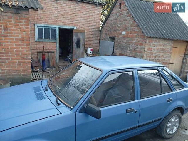 Синій Форд Ескорт, об'ємом двигуна 1.6 л та пробігом 110 тис. км за 850 $, фото 3 на Automoto.ua