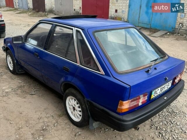 Синий Форд Эскорт, объемом двигателя 1.1 л и пробегом 70 тыс. км за 980 $, фото 2 на Automoto.ua