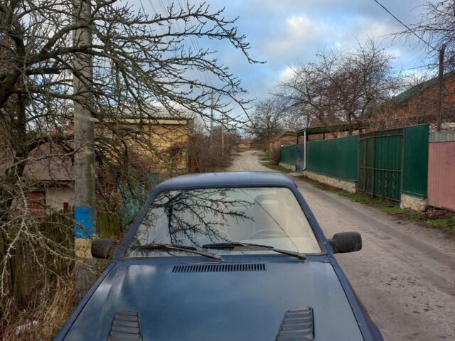 Синій Форд Ескорт, об'ємом двигуна 0 л та пробігом 100 тис. км за 500 $, фото 2 на Automoto.ua