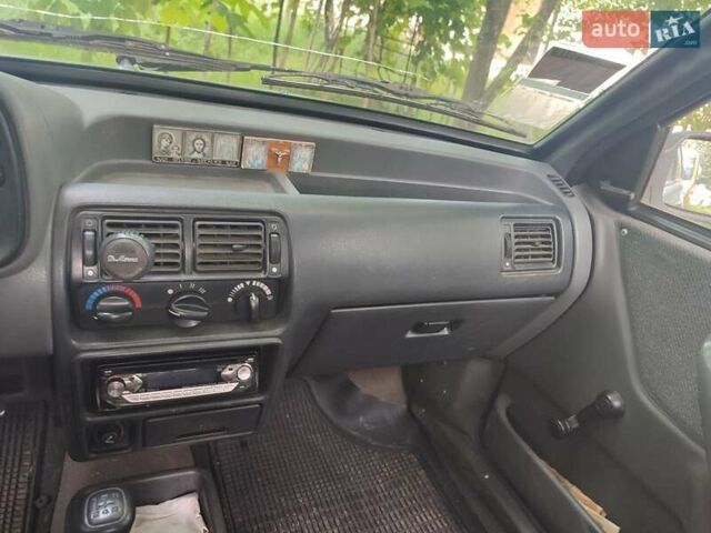 Синій Форд Ескорт, об'ємом двигуна 1.4 л та пробігом 478 тис. км за 1300 $, фото 15 на Automoto.ua