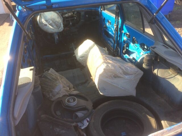 Синий Форд Эскорт, объемом двигателя 0.16 л и пробегом 1 тыс. км за 1150 $, фото 5 на Automoto.ua