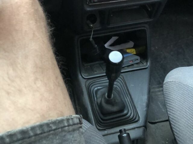 Синий Форд Эскорт, объемом двигателя 1.4 л и пробегом 117 тыс. км за 1100 $, фото 3 на Automoto.ua