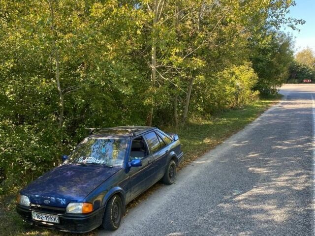 Синий Форд Эскорт, объемом двигателя 1.4 л и пробегом 117 тыс. км за 1100 $, фото 10 на Automoto.ua