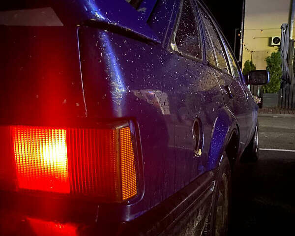 Синий Форд Эскорт, объемом двигателя 1.4 л и пробегом 117 тыс. км за 1100 $, фото 4 на Automoto.ua