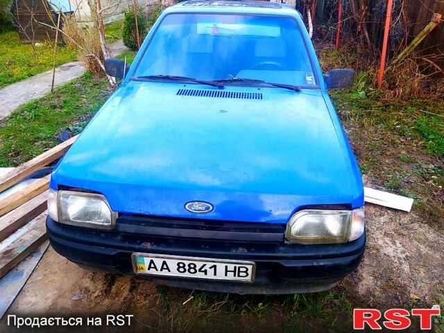 Синий Форд Эскорт, объемом двигателя 1.3 л и пробегом 10 тыс. км за 470 $, фото 1 на Automoto.ua