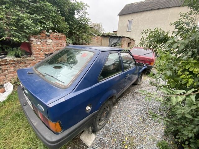 Синий Форд Эскорт, объемом двигателя 1.3 л и пробегом 3 тыс. км за 500 $, фото 4 на Automoto.ua